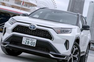 もう単なる割高エコカーじゃない!？ RAV4 PHVは「ゲームチェンジャー」になれるのか