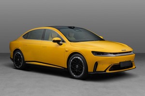 プレミアム志向のハイブリッドセダン登場　スマート新型『#6』初公開　電気だけで280km走れるPHEV