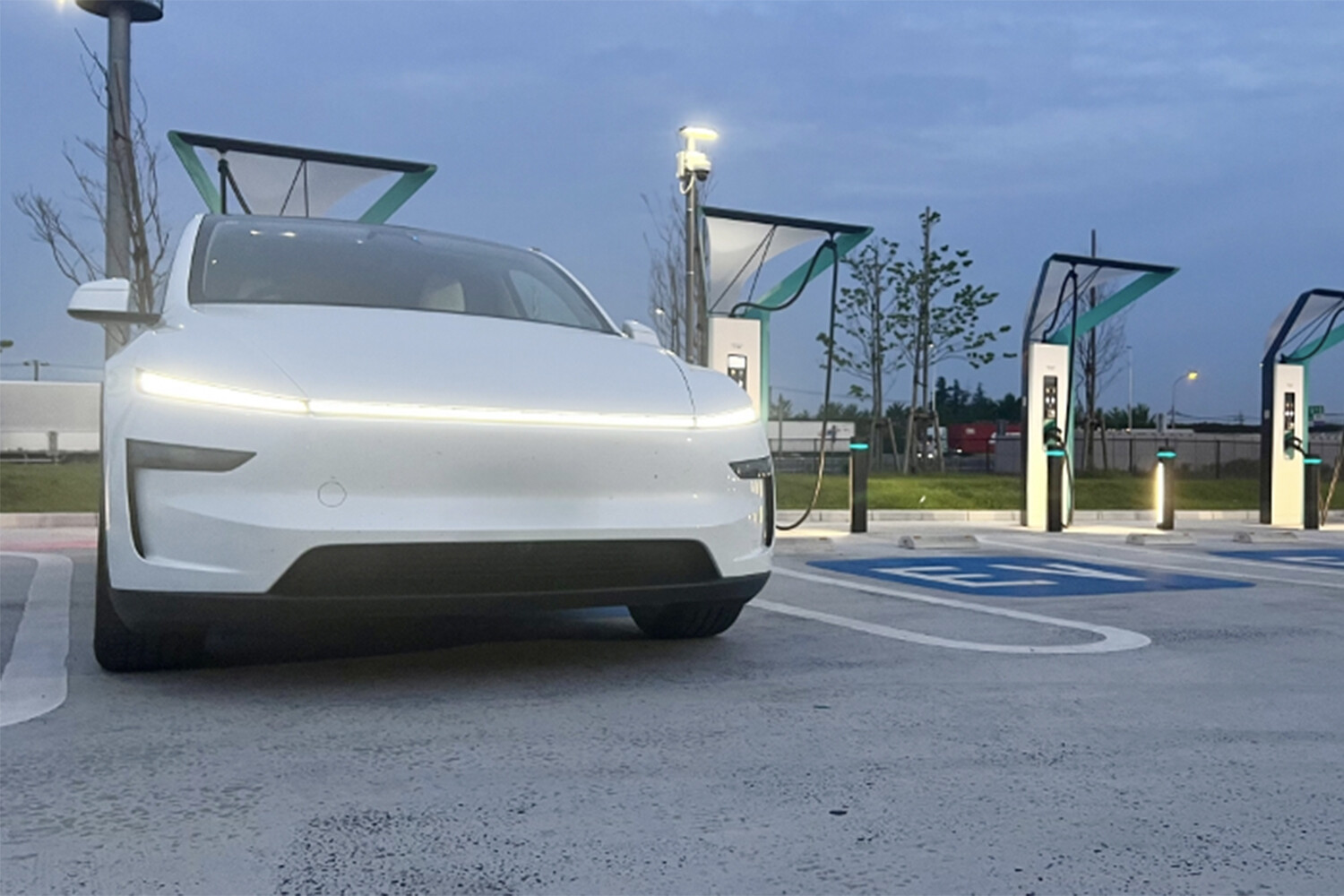 テスラ以外は低迷気味の日本のEV市場！　国産勢はリーフ・eビターラ・N-ONE e: らの新型モデルで浮上なるか？