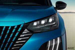 燃費はリッター20キロ超え 全長4.3mのコンパクトSUV プジョー新型「2008GTハイブリッド」が日本上陸 販売店に寄せられる声とは