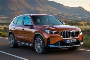 BMWが新型X1を発売、556万円から。ディーゼル廃止、航続距離465kmのiX1追加