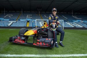 17歳のレッドブル育成リンドブラッド、特例によりF1スーパーライセンスを取得。グランプリ出走が可能に