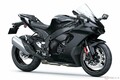 カワサキ「Ninja ZX-10R」2025年型の受注受付を開始！ 来季に向けたレース専用ベース車登場