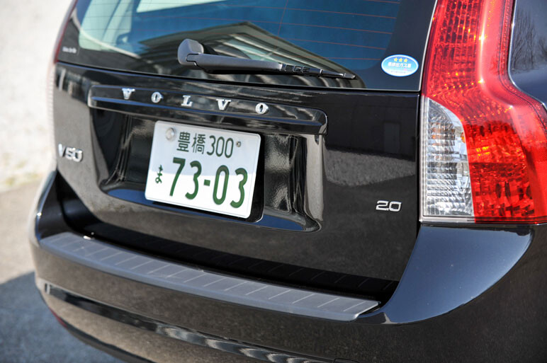 ボルボ初の直4＋DCT! 大幅値下げで勝負挑む