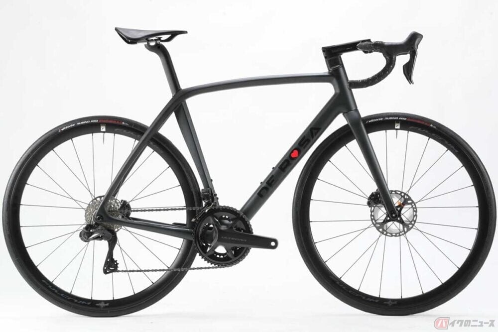カーボンバイク完成車が74万8000円から!!　DE ROSA新型「IDOL」登場　ブランドを代表するモデルは第5世代へ
