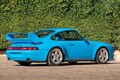 世界に1台のリビエラブルーのポルシェ「911カレラRS 3.8」が約1億2370万円で落札！オプション満載の魅力的なクラブスポーツ仕様は高値安定
