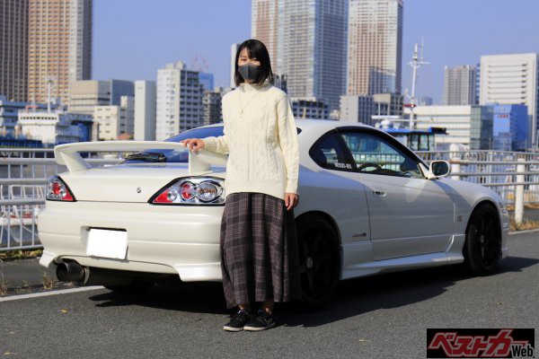 クルマのために仕事をする 自分の子供のような愛おしい存在 若き女性スポーツカーオーナーの愛し方とは クルマ好き女子部part2 ベストカーweb 自動車情報サイト 新車 中古車 Carview