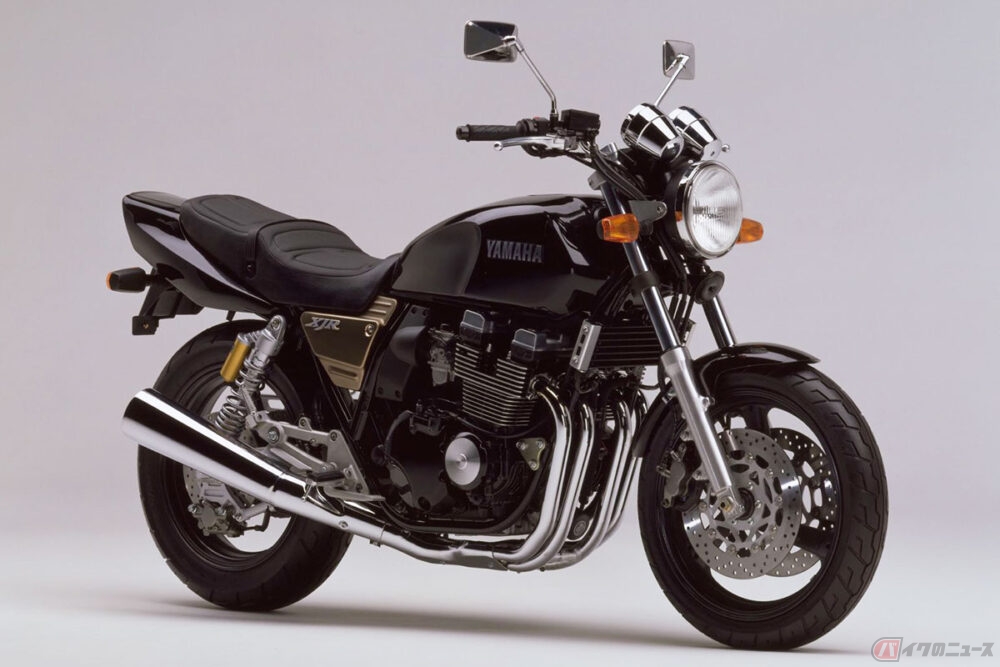 ハンドリングのヤマハが400cc空冷直4で勝負 1993年に登場した Xjr400 が1 12スケールのプラモデルとなって新登場 バイクのニュース 自動車情報サイト 新車 中古車 Carview