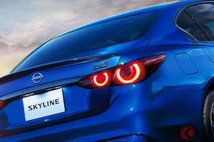 日産「“新たな”スカイライン」発表に反響殺到！ 「頑張れ日産！新型はいつ？」の声も！ V37の”集大成”は400馬力超え高性能モデルに！ 12年目の特別限定車「400R Limited」発売へ