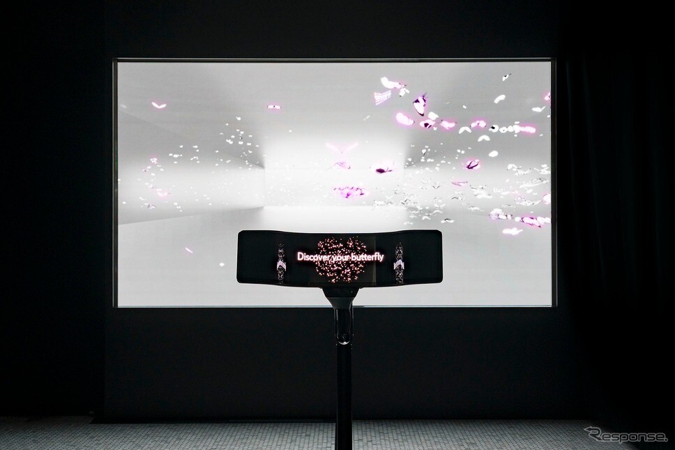 レクサスの新世代コクピットデバイス、『ブラックバタフライ』の体験展示…東京・南青山で開始