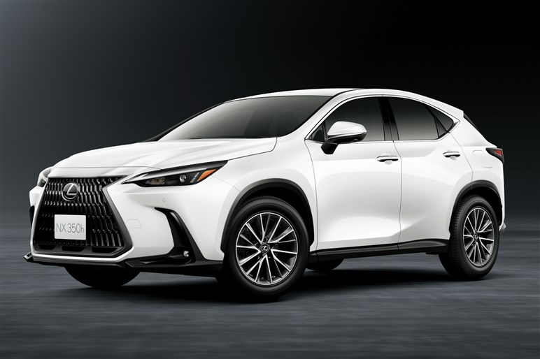 新型レクサス Nx 250 でも十分だが好バランスなのは 350h 欧州の強豪suvより100 0万はお手頃なはず Carview 自動車情報サイト 新車 中古車 Carview