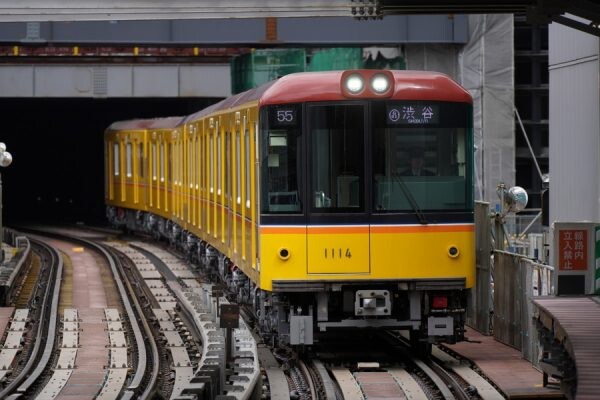 東京メトロが「怒涛の増発」 夜まで“ラッシュ時並み”の計128本！ 銀座線が花火大会に対応