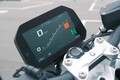 なぜBMW「F900R」は買いなのか？ スポーツネイキッドの理想形、130万円以下で味わえるBMWクオリティとは【試乗レビュー】
