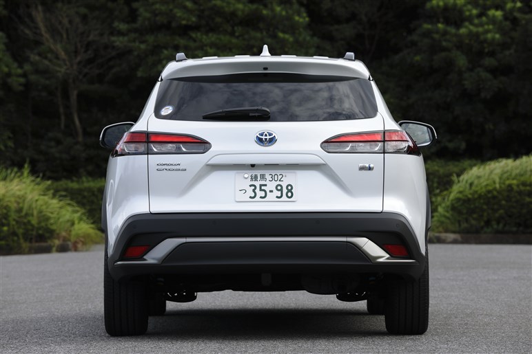 カローラクロスは意外やハイブリッドよりガソリン車がおススメ!? 隙のない企画でヒットは確実か