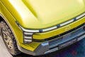【中国】日産「新型“カクカク”モデル」初公開！ 史上初の“400馬力越え”「パワトレ」採用の「フロンティア プロ」！ 旧車デザイン＆赤い「NISSAN」エンブレム採用の「新モデル」登場