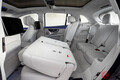 メルセデス・ベンツ「EQS SUV」世界初公開！ メルセデスブランド初の高級SUV型EVはインテリアも超豪華