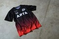 ARTA、NSX-GTを彷彿させるグラデーションTシャツ最新モデルを発表。6月1日発売