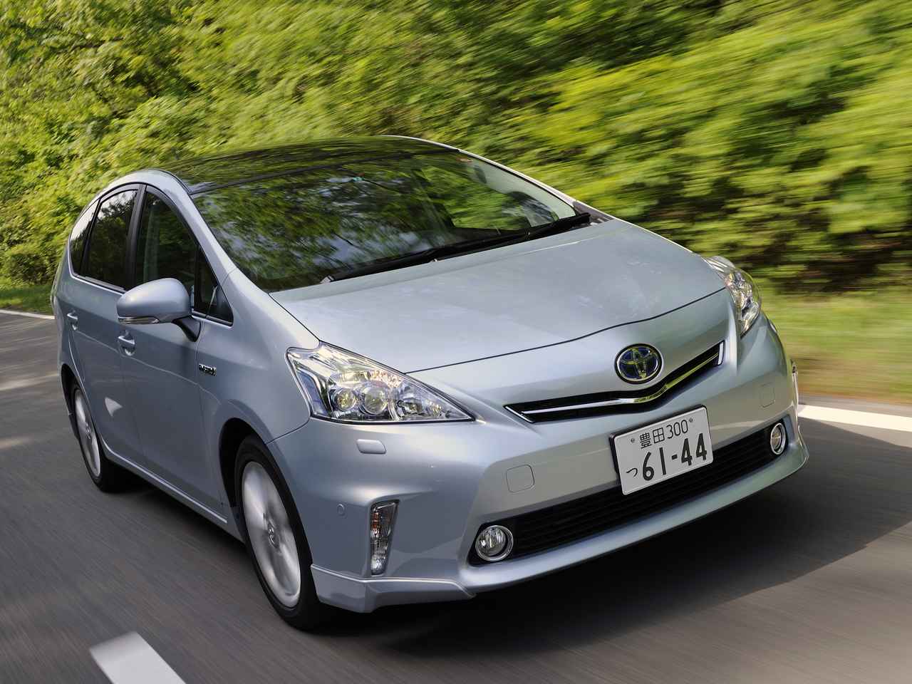 プリウスa はプリウスより上質 モーターもバッテリーも足まわりも違った 10年ひと昔の新車 Webモーターマガジン 自動車情報サイト 新車 中古車 Carview