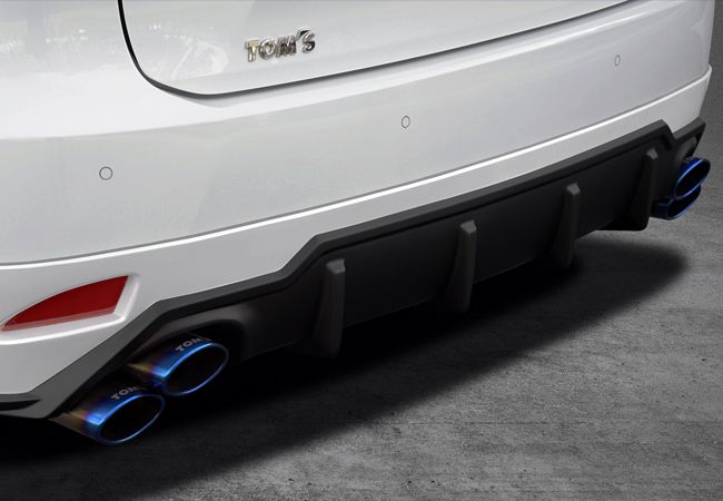 Tom S フェンダー仕様が選べる レクサスrx 用スタイリングパーツおよびエキゾーストシステム トムス バレル 新発売 カー アンド ドライバー 自動車情報サイト 新車 中古車 Carview