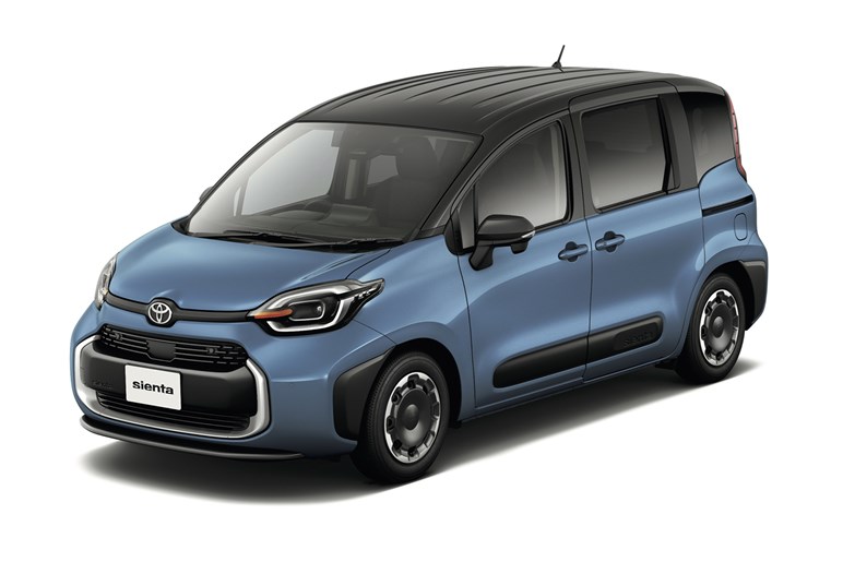 トヨタ「シエンタ」に2人乗り仕様が登場！ ベースモデルも一部改良で電動パーキングブレーキを新採用…今夏発売か