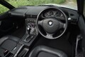 今あらためて試乗　BMW Z3　小粋で軽快、「これで充分」と思える懐かしさ