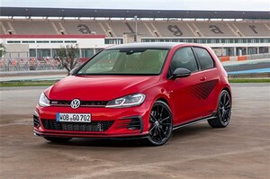 現行ゴルフGTI最後の特別仕様車TCRは、レースレプリカ風ながら、走りは熟成されたGTIの完成形