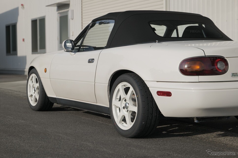 NA、NBに対応！ HKSがマツダ『ロードスター』用スポーツサスペンション「ハイパーマックス R」発売