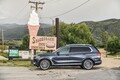 デカくてなにが悪い！ 大型SUVとは思えぬ魅力とは？──新型BMW X7試乗記