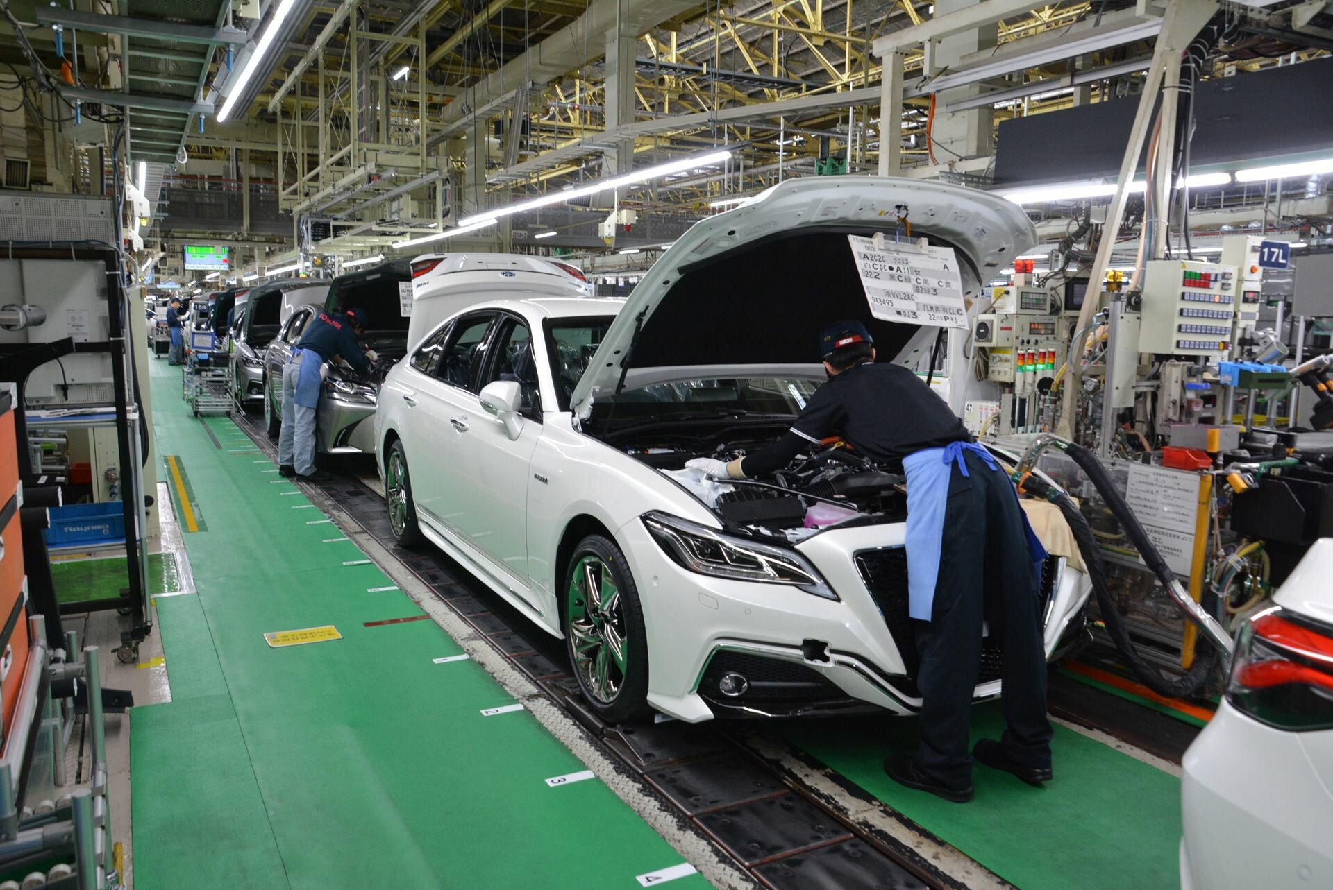 トヨタ、減産挽回へ　1月は80万台レベルの世界生産を計画　過去最高の台数