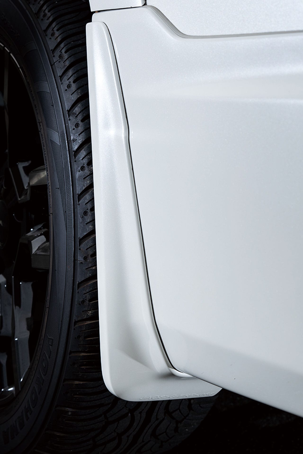 お得感あり Ledスポットライトもf型のガーニッシュもハーフスポイラーについてます Jaos 150プラド カスタム スタイルワゴン ドレスアップナビ 自動車情報サイト 新車 中古車 Carview