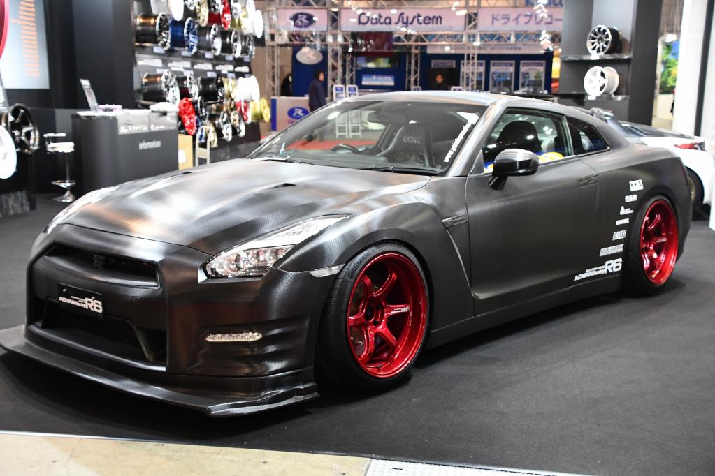 ADVAN Racing R6 20inch装着R35GT-R巡り【オートサロン2019】