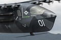 異端「海上スレスレを爆速飛行するブッ飛び軍用機」出現か!? 変な飛び方なぜ？＆どう使う？ 翼はグネグネ