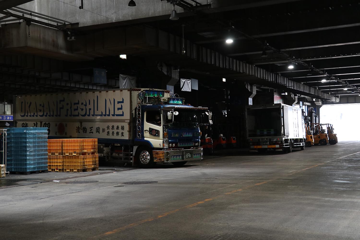 山の農村で海の魚！　九州で青森のリンゴに北海道のジャガイモ！　そういや旬の食べ物はどうやって届いてる？