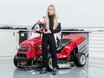 世界最速の芝刈り機「ホンダ ミーンパワー V2」がギネス公認記録を達成！