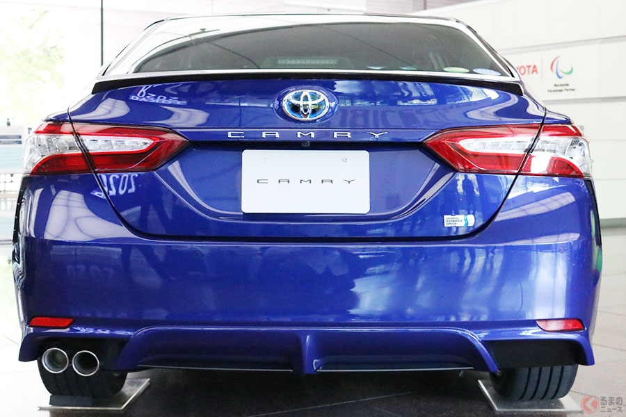 フルエアロ覆面パトのカムリ爆誕 ハイブリッド初採用の異色なパトカーがsnsで話題に くるまのニュース 自動車情報サイト 新車 中古車 Carview