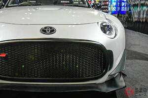 トヨタ斬新「コンパクト“FR”スポーツカー」!? 「幻の名車」がオープンで復活！ “丸目レトロ”デザイン＆手作りエアロ採用！ まさかの“6速MT”ロードスターベースの埼自大「SF-R“コンバーチブル”」とは？