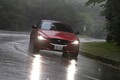 注目のDセグサルーン、ジャガーXEに試乗。V6＆直4の乗り味は？