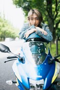 俳優・駒木根葵汰の「今、気になるバイクに乗りたい！」──Vol.2 スズキGSX-R125 ABS