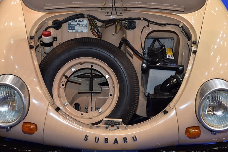 てんとう虫から最新レヴォーグ＆WRX S4 まで、スバル安全技術の歩みを展示