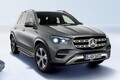 メルセデス・ベンツ「GLE 300 d 4MATIC」が121万円の値下げ！ 新グレード「GLE 450 d 4MATICスポーツ・コア」も追加【新車ニュース】