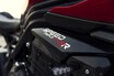 トライアンフ「スピードトリプル1200RR」発表 ネオレトロで高性能な新型カフェレーサー登場