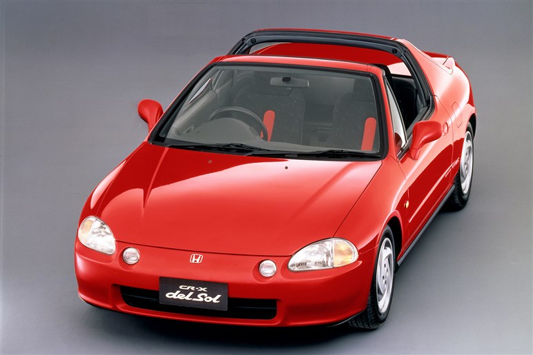 シビックRSが継承する“ホンダに集まるクルマ好き”の心を掴んだ「バラードスポーツCR-X」ってどんなクルマ？