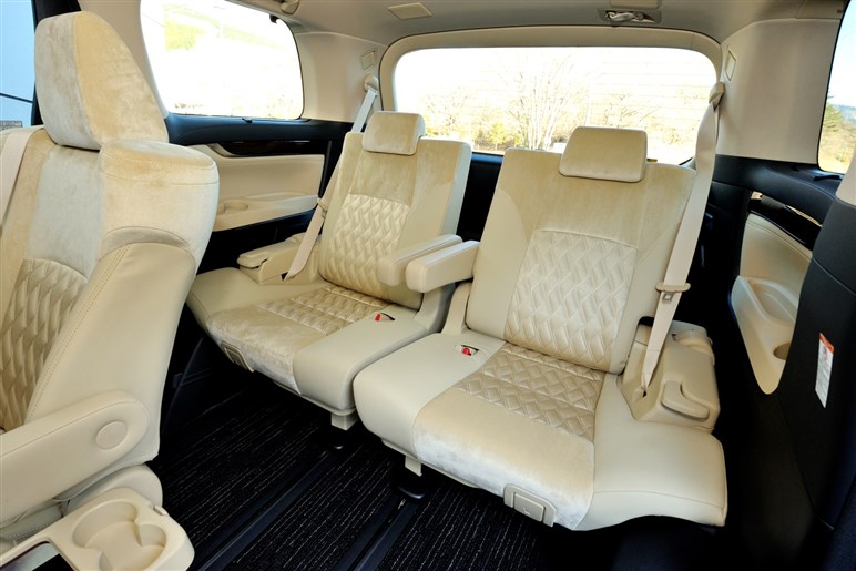 【中古車選びの基礎知識】割高な「認定中古車」を選ぶべきなのか？ ニーズに合わせて買ったほうがいい理由とは