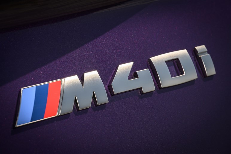 BMW、オープンスポーツ「Z4」を改良。ライトやグリル周りのデザインを変更
