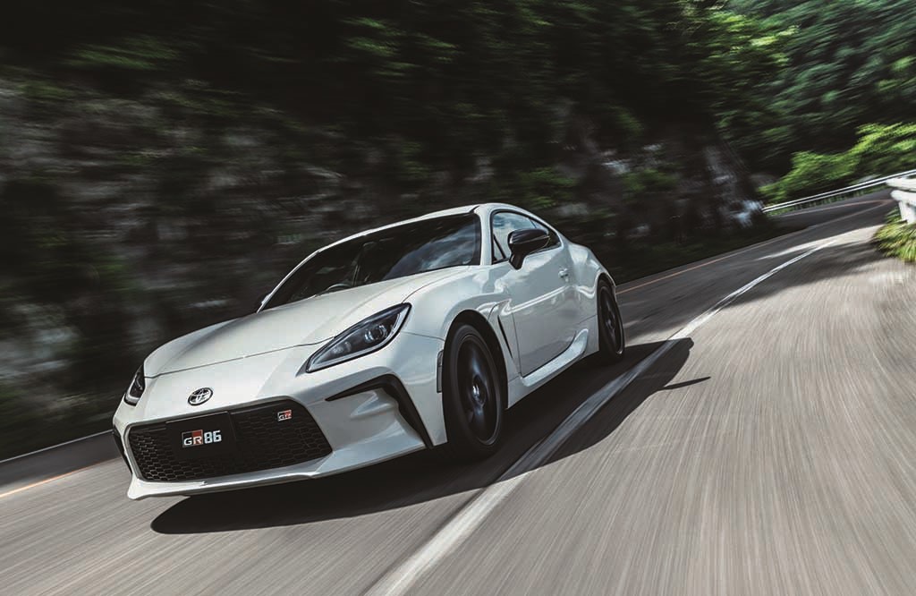 ニッポンのスポーツカーを元気に スバルbrzに続き待望の Gr86 が発売開始 Le Volant Carsmeet Web 自動車情報サイト 新車 中古車 Carview
