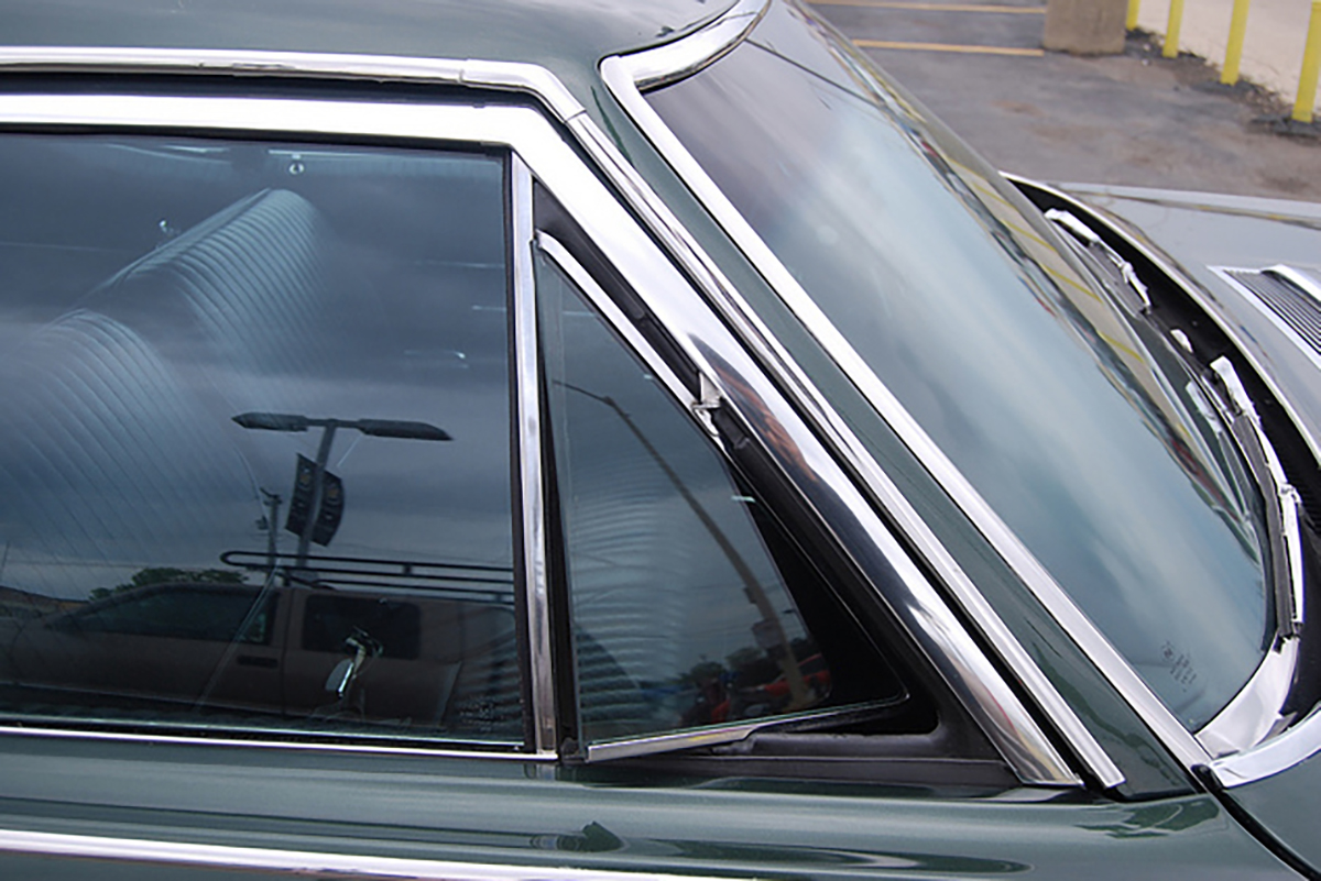 ジャッキアップ どころか カプセル に入れる猛者も 貴重な旧車を長持ちさせる 涙ぐましい 努力６つ Auto Messe Web 自動車情報サイト 新車 中古車 Carview