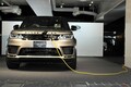 ランドローバー初のPHEV車導入　電動化の波が高級SUVにまで波及か？