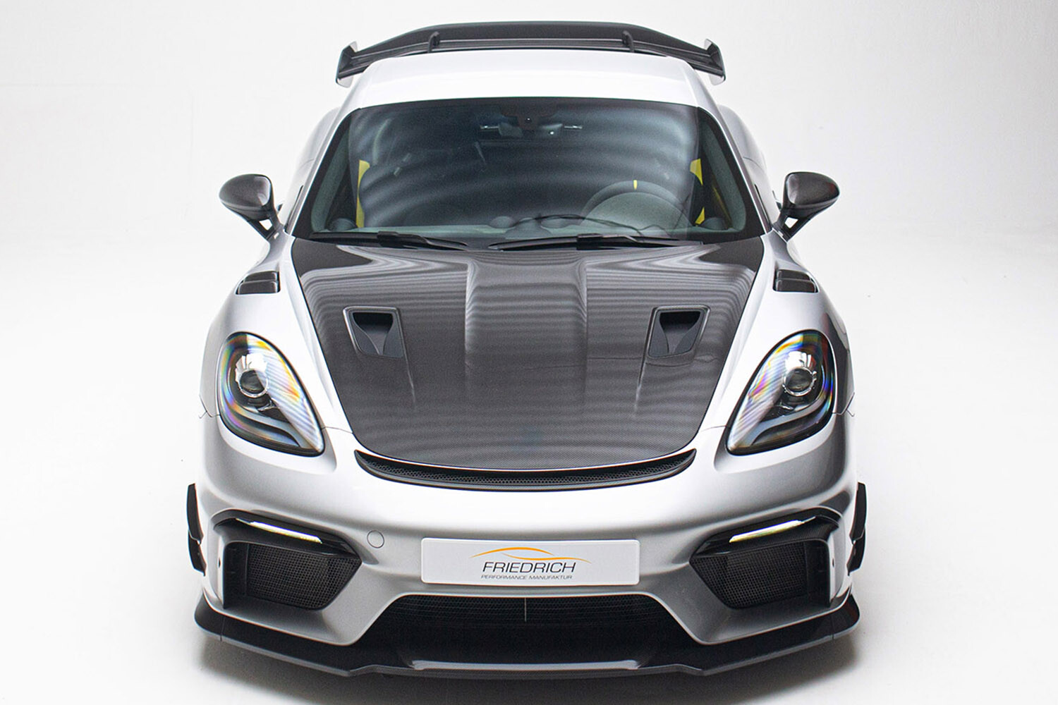 ポルシェ「718ケイマンGT4 RS」をさらに過激にチューニング！ 「フリードリッヒ・パフォーマンス」があえて挑戦した理由とは