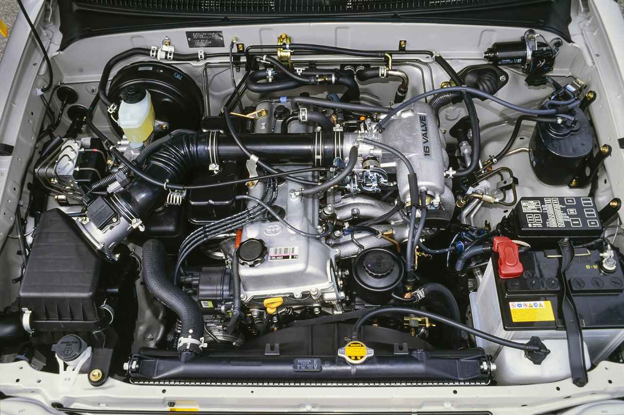 クロカン列伝11 ハイラックサーフ N180系編 サーフ史上最大の3 4l V6エンジン搭載 Webモーターマガジン 自動車情報サイト 新車 中古 車 Carview