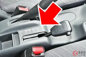 新車136万円！ スズキ新型「5速MT搭載“本格”四駆」が超凄い！ もはや「ジムニー超え」な“高性能4WD”×リアデフロック装備で安心です！ 悪路に強すぎる軽トラ「キャリイ」改良型に注目